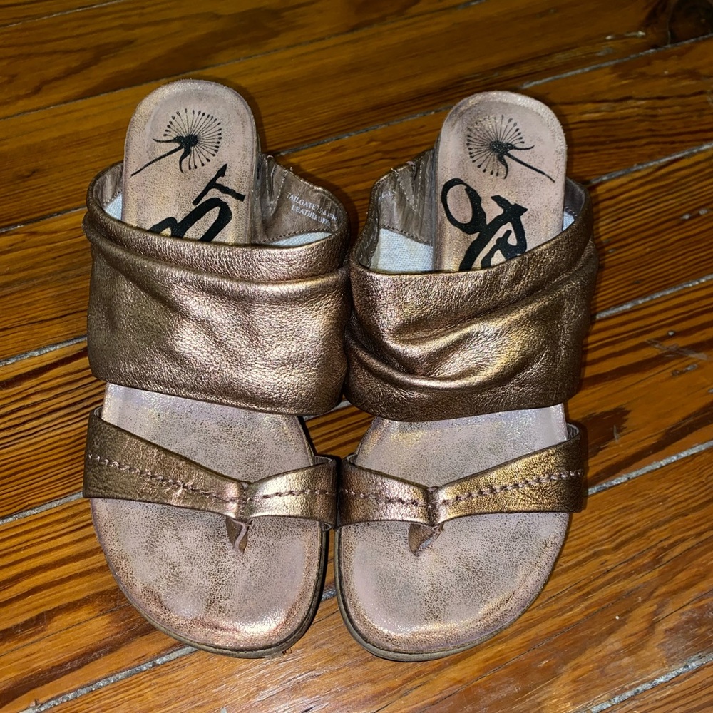 OTBT sandals